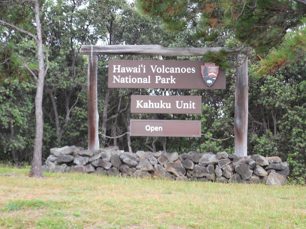 things to do in volcano national park